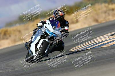 media/Jan-09-2022-SoCal Trackdays (Sun) [[2b1fec8404]]/Turn 16 (11am)/